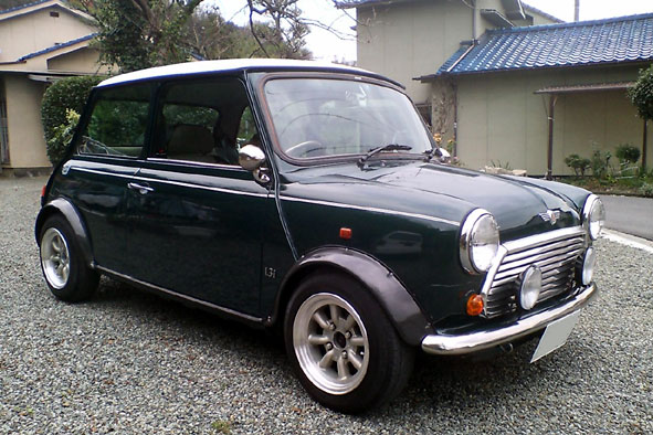 tokunaga-mini.jpg